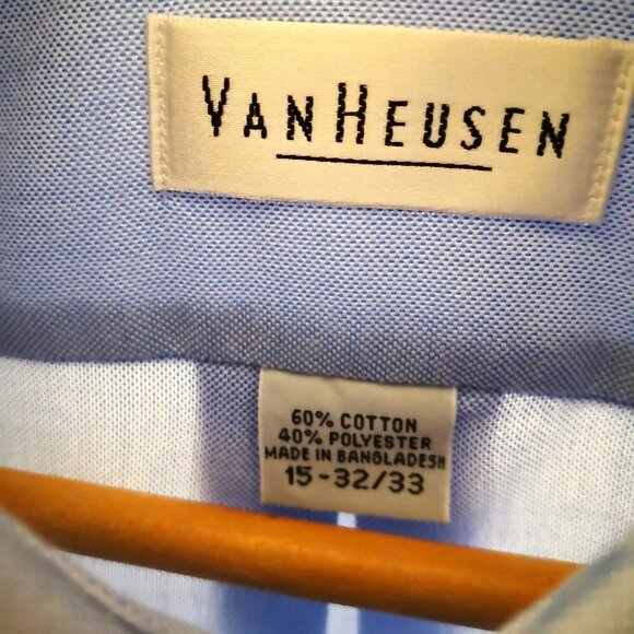 Van Heusen Men's Dress Shirt Regular Fit Oxford Blue 15/32-33 - Picture 7 of 7